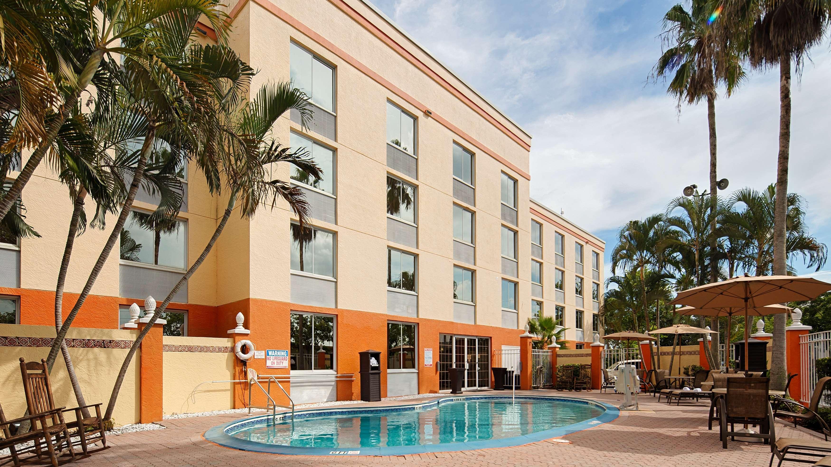 Best Western Fort Myers Inn And Suites Съоръжения снимка